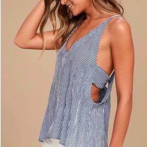 Lulus blue and white seersucker top